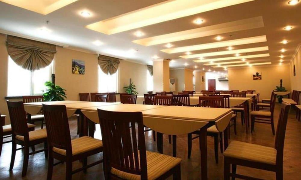 Greentree Inn Shanghai Hongqiao Airport Apartment Hotel Esterno foto
