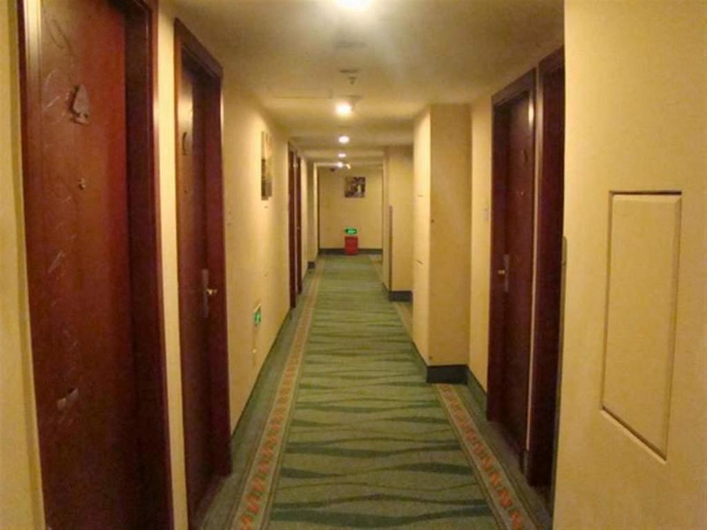 Greentree Inn Shanghai Hongqiao Airport Apartment Hotel Esterno foto