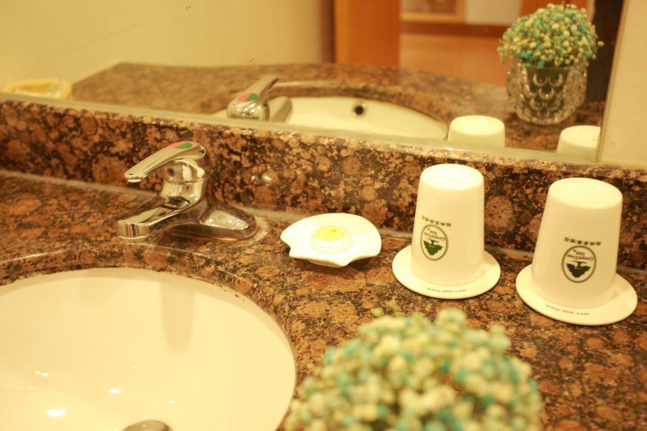 Greentree Inn Shanghai Hongqiao Airport Apartment Hotel Esterno foto
